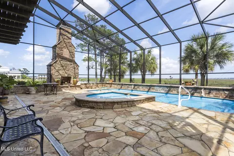 Exterior - 1332 Poki Pl, Diamondhead, MS 39525 photo 8 of 15