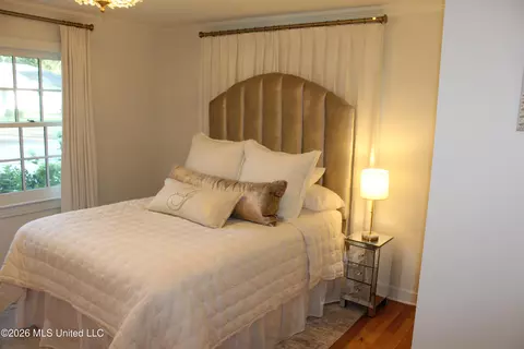 Bedroom - 415 Perkins Dr, Brookhaven, MS 39601 photo 1 of 12