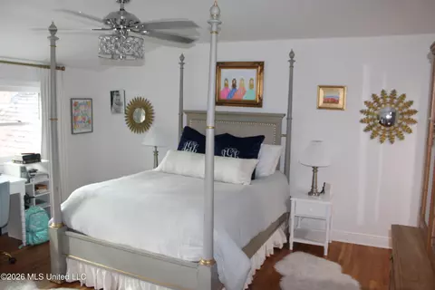 Bedroom - 415 Perkins Dr, Brookhaven, MS 39601 photo 8 of 12