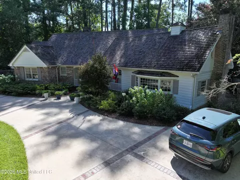Other - 415 Perkins Dr, Brookhaven, MS 39601 photo 13 of 14