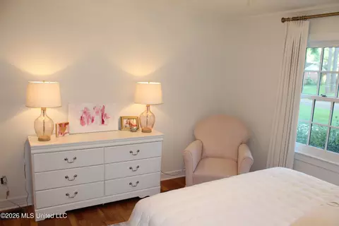 Bedroom - 415 Perkins Dr, Brookhaven, MS 39601 photo 3 of 12