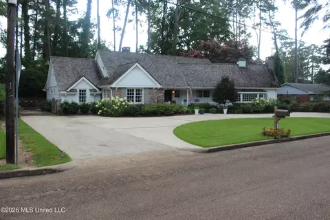 Other - 415 Perkins Dr, Brookhaven, MS 39601 photo 3 of 14