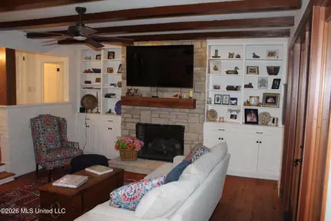 Other - 415 Perkins Dr, Brookhaven, MS 39601 photo 6 of 14