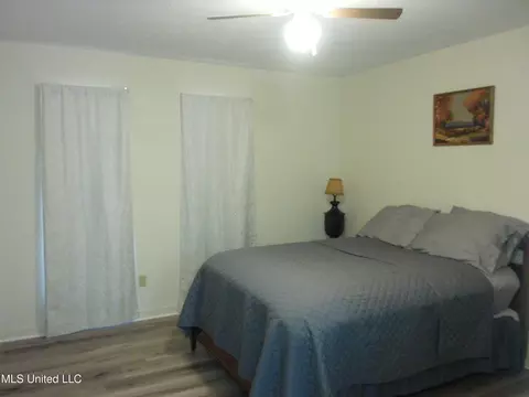 Bedroom - 3407 Dundee Ln, Jackson, MS 39212 photo 1 of 3