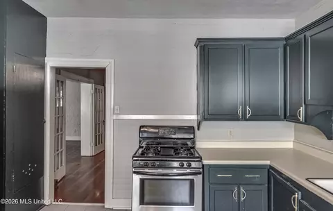 Entry Way - 3515 Galloway Ave, Jackson, MS 39216 photo 2 of 7