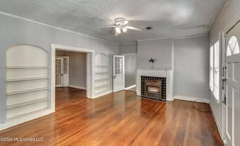 Living - 3515 Galloway Ave, Jackson, MS 39216 photo 3 of 6