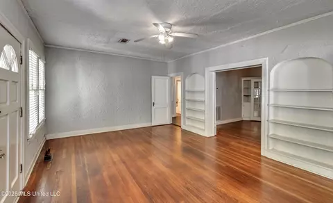 Living - 3515 Galloway Ave, Jackson, MS 39216 photo 5 of 6