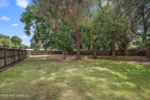 Exterior - 42 Robinwood Pl, Jackson, MS 39211 photo 3 of 3
