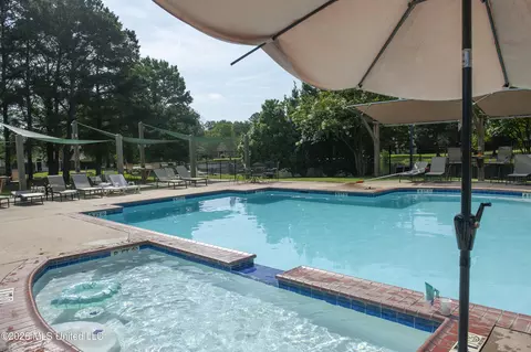 Exterior - 113 Kenbridge Ln, Madison, MS 39110 photo 9 of 11
