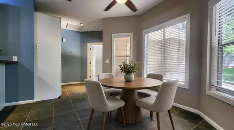 Dining - 113 Kenbridge Ln, Madison, MS 39110 photo 1 of 4
