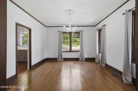 Dining - 1206 Monroe St, Jackson, MS 39202 photo 1 of 1