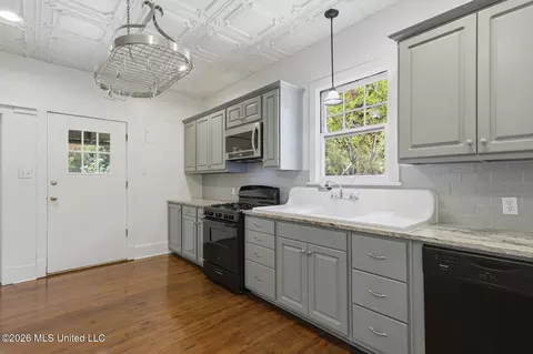 Kitchen - 1206 Monroe St, Jackson, MS 39202 photo 1 of 1