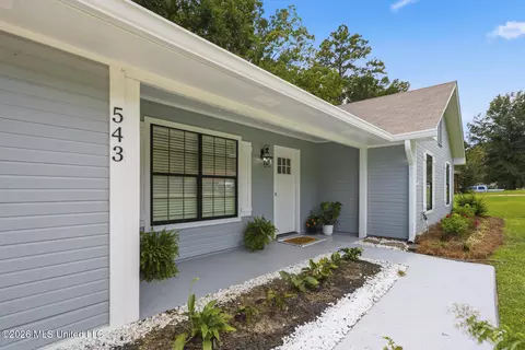 Exterior - 543 Bradford Dr, Brandon, MS 39047 photo 2 of 5
