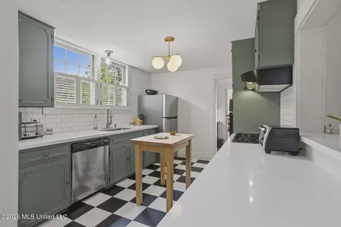 Kitchen - 1717 Edgewood St, Jackson, MS 39202 photo 1 of 4