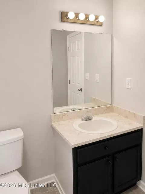 Bath - 101 W 10th St, Verona, MS 38879 photo 4 of 4