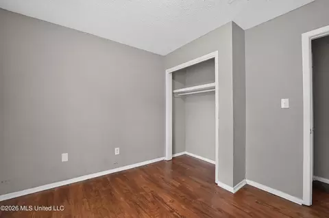 Bedroom - 6558 Van Buren Rd, Jackson, MS 39213 photo 5 of 12