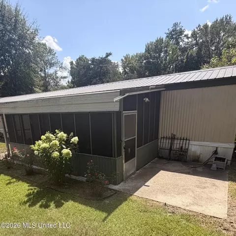 13 Douglas Cir, Sontag, MS 39665 photo 4