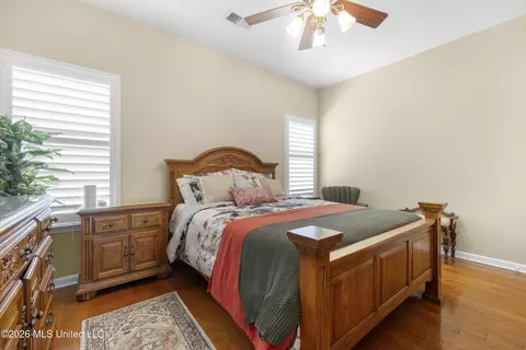 Bedroom - 1977 Tara Lakes Dr, Hernando, MS 38632 photo 2 of 3