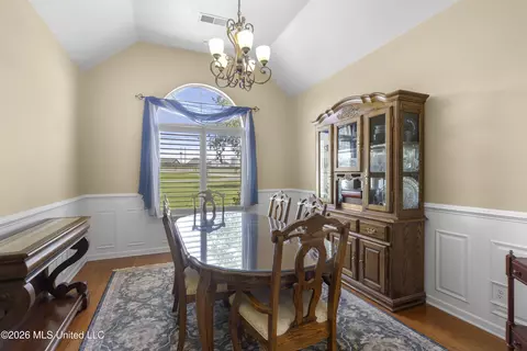 Dining - 1977 Tara Lakes Dr, Hernando, MS 38632 photo 1 of 1