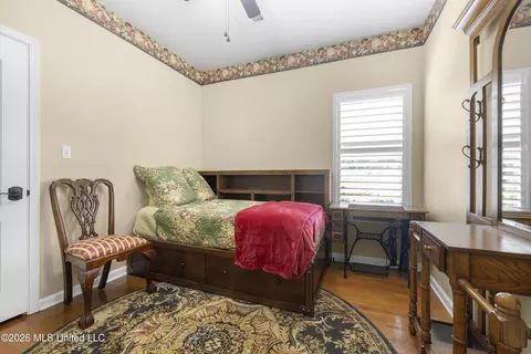 Bedroom - 1977 Tara Lakes Dr, Hernando, MS 38632 photo 3 of 3
