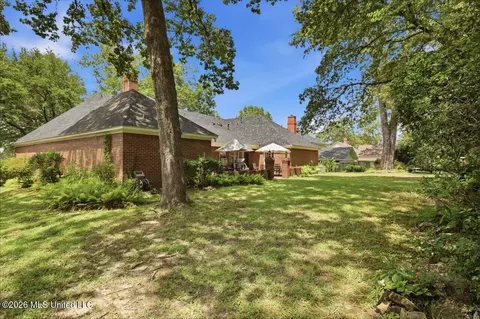 Exterior - 31 Avery Cir, Jackson, MS 39211 photo 12 of 14