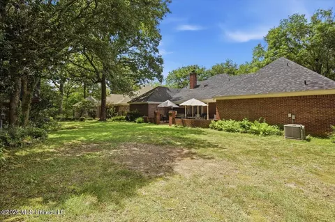 Exterior - 31 Avery Cir, Jackson, MS 39211 photo 13 of 14
