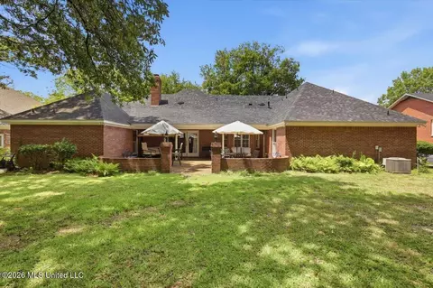 Exterior - 31 Avery Cir, Jackson, MS 39211 photo 10 of 14