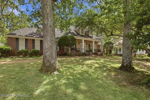 Exterior - 31 Avery Cir, Jackson, MS 39211 photo 3 of 14