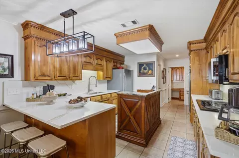 Kitchen - 31 Avery Cir, Jackson, MS 39211 photo 1 of 5