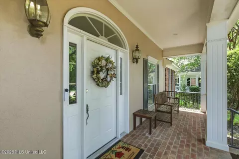 Exterior - 31 Avery Cir, Jackson, MS 39211 photo 6 of 14