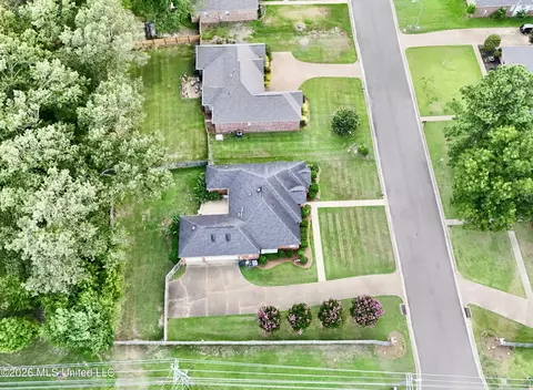 View/Area - 100 Trace Ridge Dr, Clinton, MS 39056 photo 6 of 11