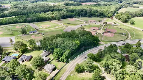 View/Area - 100 Trace Ridge Dr, Clinton, MS 39056 photo 2 of 11