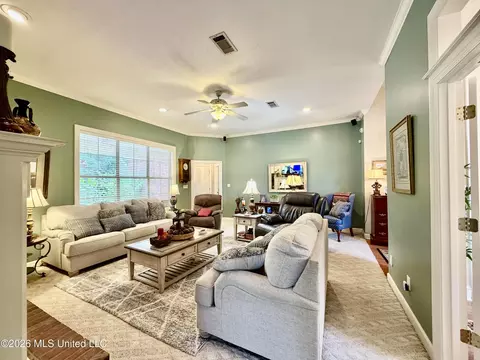Living - 100 Trace Ridge Dr, Clinton, MS 39056 photo 3 of 6