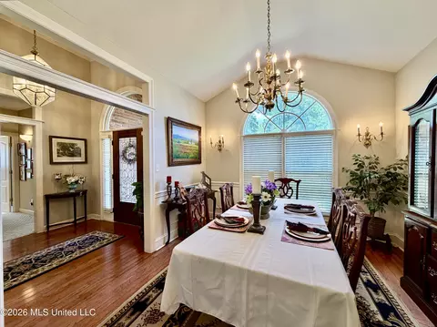 Dining - 100 Trace Ridge Dr, Clinton, MS 39056 photo 7 of 7