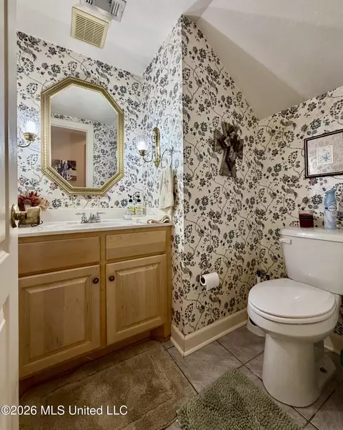 Bath - 100 Trace Ridge Dr, Clinton, MS 39056 photo 10 of 10