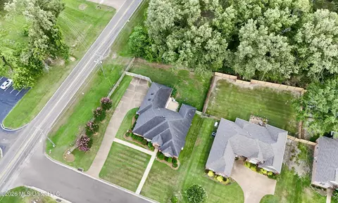 View/Area - 100 Trace Ridge Dr, Clinton, MS 39056 photo 9 of 11