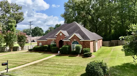 Exterior - 100 Trace Ridge Dr, Clinton, MS 39056 photo 8 of 19
