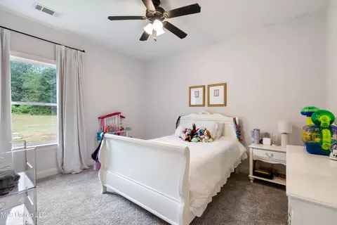Bedroom - 4191 E Tate Rd, Coldwater, MS 38618 photo 4 of 9