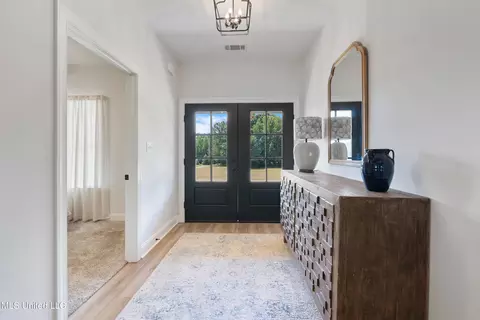 Entry Way - 4191 E Tate Rd, Coldwater, MS 38618 photo 1 of 3