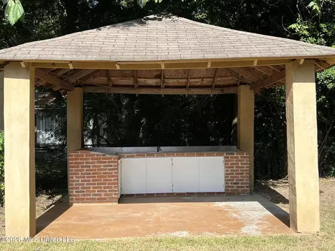 Other - 5726 Medallion Dr, Jackson, MS 39211 photo 13 of 14