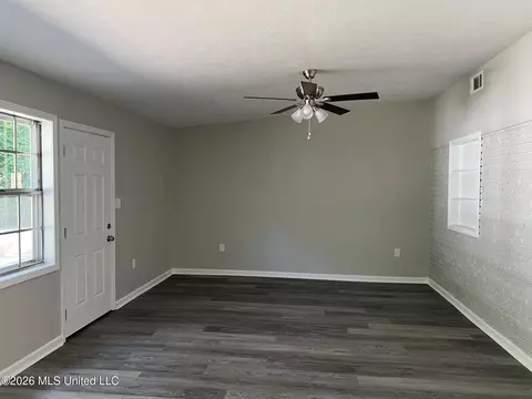 Living - 5726 Medallion Dr, Jackson, MS 39211 photo 8 of 8