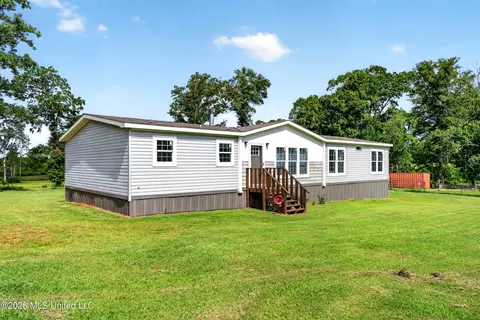 779 Osborn Moody Rd, Poplarville, MS 39470