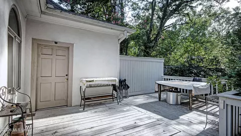 Exterior - 1 Pond Side Dr, Jackson, MS 39211 photo 7 of 13