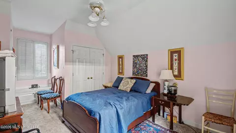 Bedroom - 1 Pond Side Dr, Jackson, MS 39211 photo 4 of 5