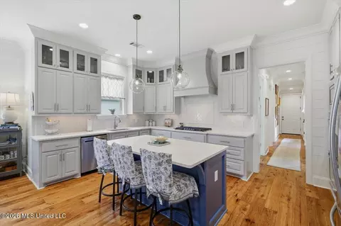 Kitchen - 304 Colony Ct, Madison, MS 39110 photo 1 of 3