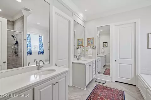 Bath - 304 Colony Ct, Madison, MS 39110 photo 2 of 3