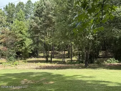 Exterior - 834 Ms-12, Kosciusko, MS 39090 photo 4 of 5