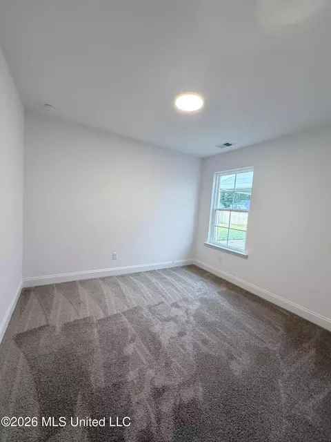 Bedroom - 6079 River Birch Rd, Walls, MS 38680 photo 1 of 2