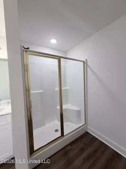 Bath - 6079 River Birch Rd, Walls, MS 38680 photo 1 of 3