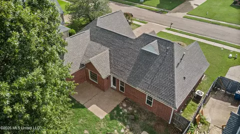 View/Area - 9079 Hickory Dr, Olive Branch, MS 38654 photo 1 of 9